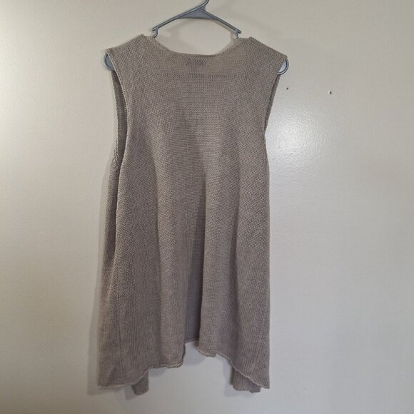 Ann Taylor 100% Linen Gray Vest size Medium - Picture 2 of 3